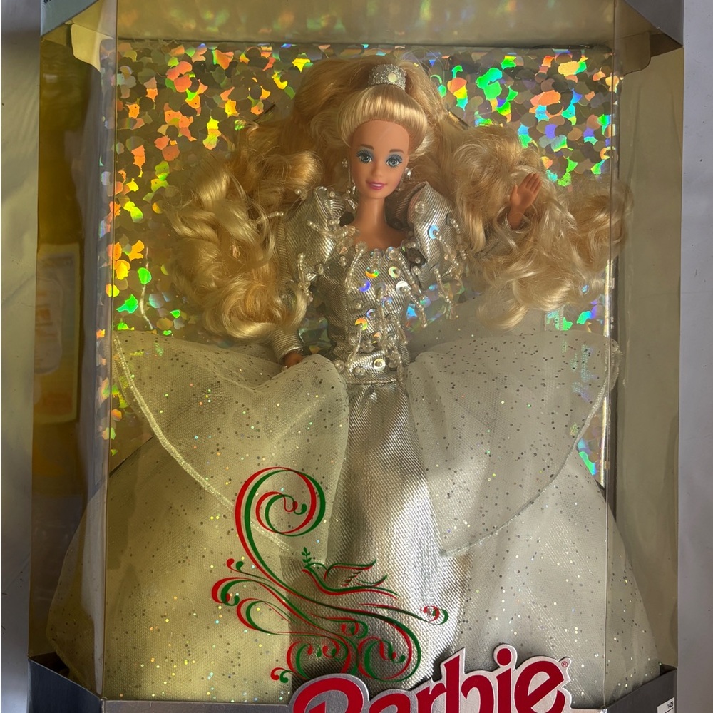 1992 Happy Holidays Barbie Doll, Special Edition